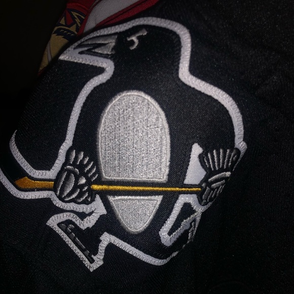 Pittsburgh Penguins alternate jersey (multiple sizes) - Picture 6 of 9
